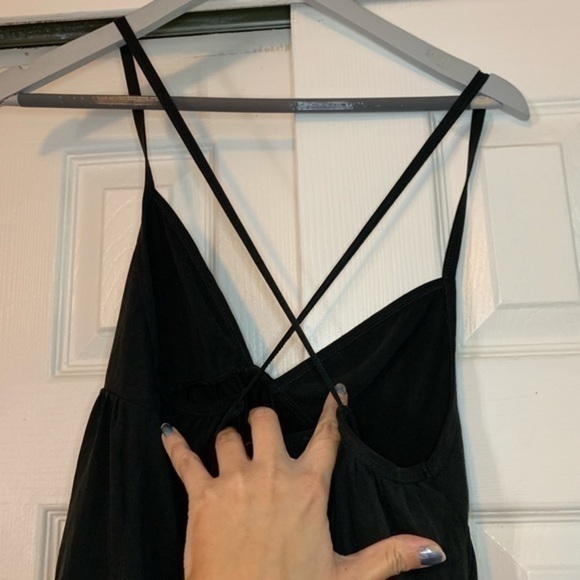 Express Black Low Cut Flowy Tank Top Size Small - Picture 6 of 8